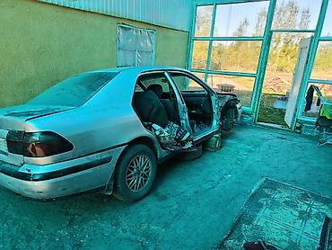 philips xenium w7555: Авто на разбор: седан Mazda 626 (GF), серебристый цвет. Доступные — 1