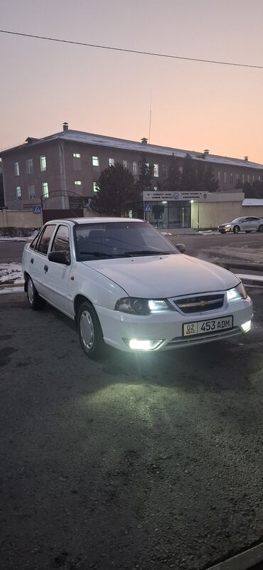 дэу матиз 1: Daewoo Nexia: 2012 г., 1.5 л, Механика, Бензин, Седан