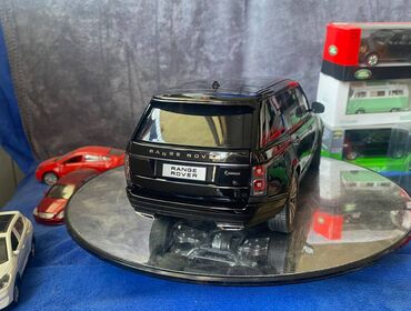 Avtomobil modelləri: Коллекционная модель Range Rover Sv Autobiography Dynamic black 2017 — 19