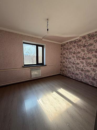 Продажа коттеджей и домов: 2 комнаты, 110 м², 4 соток, Бишкек, Ак-Ордо 1 ж/м Агентство недвижимости — 7