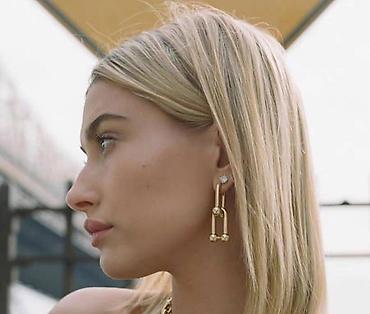 сепочки золотые: Серьги сөйкөлөр У в оригинальном геометрическом дизайне. Украшения — 3