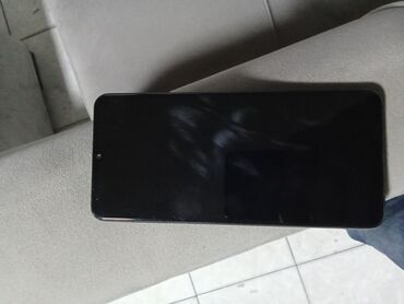 samsung a20 satilir: Samsung Galaxy A12, 64 GB, rəng - Qara, İki sim kartlı