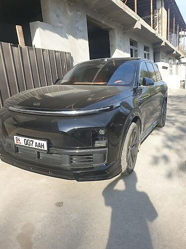 mega nomer: Lixiang L8: 2025 г., 1.6 л, Автомат, Гибрид, Кроссовер — 1