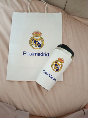 Şarj cihazları: RealMadridin original termusu