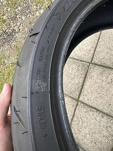 pare: Dunlop sportmax guma zadnja 180 55 17 odlicna - 2569 📌 Opis: Prodajem — 3