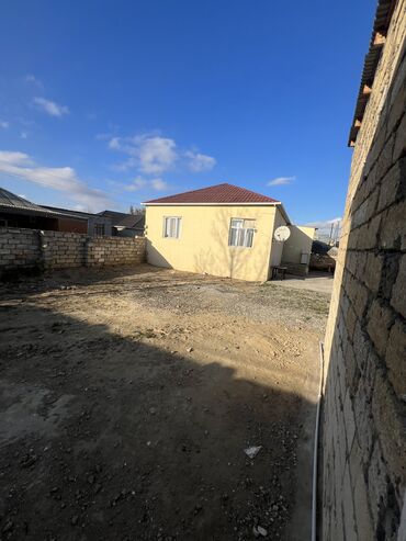 Daşınmaz əmlak: Xocəsən 4 otaqlı, 100 kv. m, Orta təmir