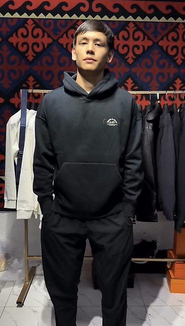 Эркектер кийими: Эркектердин толстовкасы, M, Li-Ning, Жаңы, түсү - Кара, Өзү алып кетүү — 2