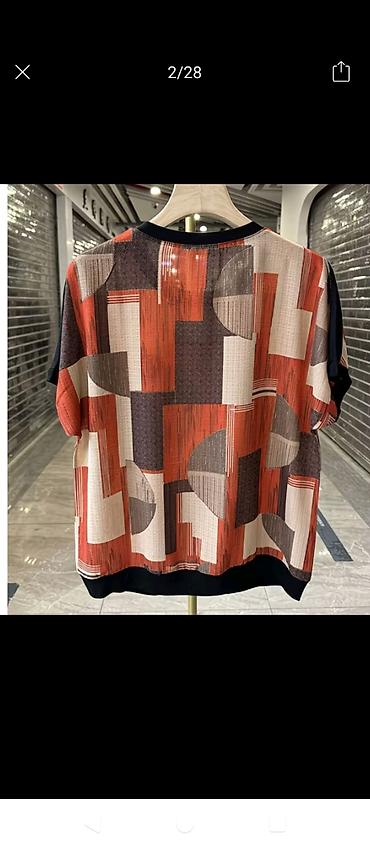 pull bear: Блуза с короткими рукавами и круглым вырезом. - Принт: абстрактная — 1