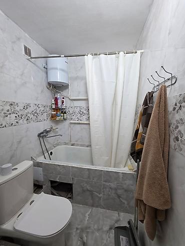 советская донецкая: 3 комнаты, 56 м², 9 мкр Хрущевка, 3 этаж, Косметический ремонт — 1