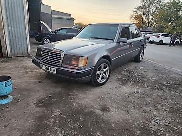e klass: Mercedes-Benz E-Class: 1992 г., 3 л, Автомат, Газ, Седан — 1