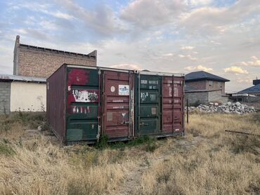 готовые дома из контейнера: Два морских контейнера, соединенные для создания большого складского