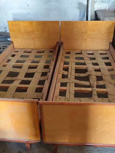 Спальные гарнитуры: Спальный гарнитур, Б/у, Двуспальная кровать, Шкаф, Трюмо, Другая страна производитель, Дерево, Платная доставка, цвет - Оранжевый at lalafo.kg — 5 Спальные гарнитуры: Спальный гарнитур, Б/у, Двуспальная кровать, Шкаф, Трюмо, Другая страна производитель, Дерево, Платная доставка, цвет - Оранжевый — 5