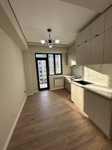 ищу квартиру без хозяина: 1 комната, 42 м², Элитка, 7 этаж, Евроремонт