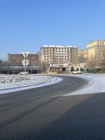продаю 1 комнатный квартиру: 3 комнаты, 86 м², 107 серия, 9 этаж, Без ремонта