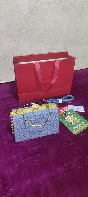 Клатчи: Мини-сумка-клатч с украшенной рамкой - Цвет: серо-голубой - Формат — 6