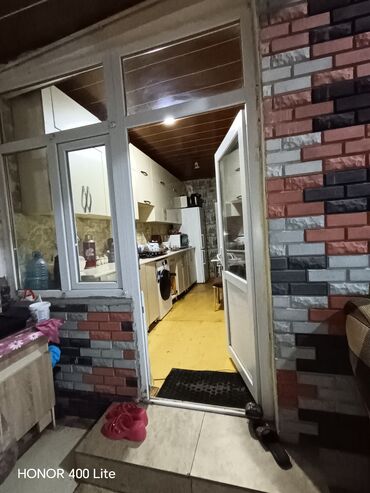 Həyət evləri və villaların satışı: 6 otaqlı, 90 kv. m — 10