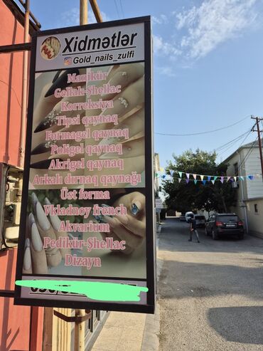 qapi ve pencere: Manikür, Salonda