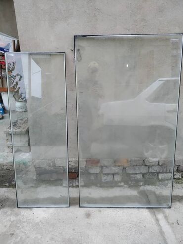 пластиковый бак: Продаю стекло б/у в хорошем состоянии