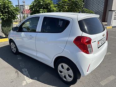 spark 2018: Chevrolet Spark: 2019 г., 1 л, Вариатор, Бензин, Хэтчбэк — 3