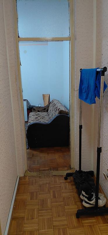sobe: Издајем намештену гарсоњеру за студенте или самца.У стану је урађена — 4