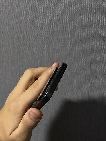 pixel 10: Google Pixel 10, Б/у, 128 ГБ, цвет - Черный, eSIM — 5
