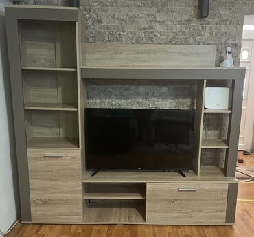 police za sto: TV stand, Used