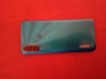 Digər mobil telefonlar: 2 eldi