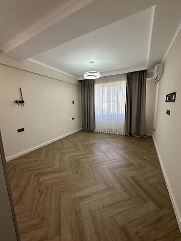тихий центр: 1 комната, 41 м², 12 мкр Элитка, 6 этаж, Дизайнерский ремонт — 1