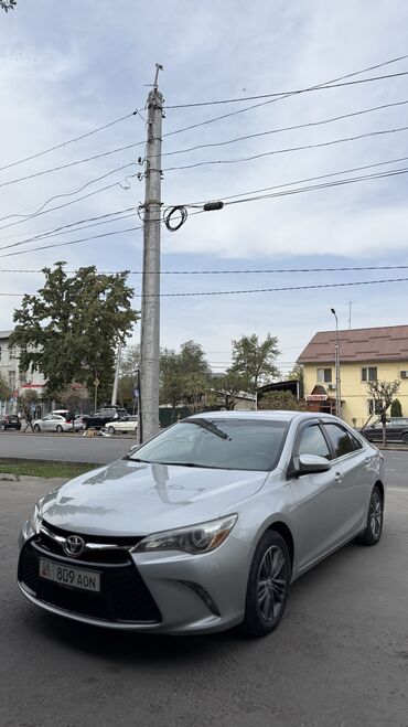 Toyota: Toyota Camry: 2017 г., Автомат, Бензин, Седан