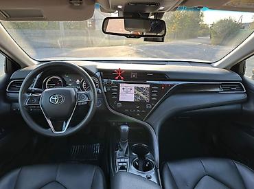 prius 2005: Toyota Camry: 2019 г., 2.5 л, Вариатор, Гибрид, Седан — 6