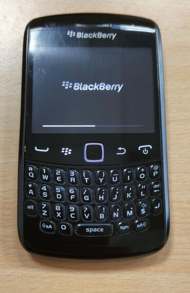 blackberry curve 9360: Blackberry Curve 9380, < 2 GB Memory Capacity, rəng - Qara, Düyməli