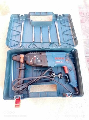 Saab: Bosch GSH 2-26 RE Professional perforator dəsti Məhsulun tərkibi: -