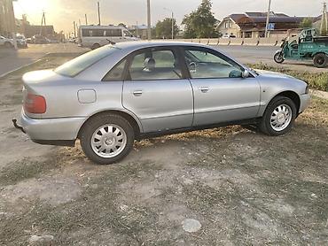 вито 2 8: Audi A4: 1998 г., 1.8 л, Седан — 3