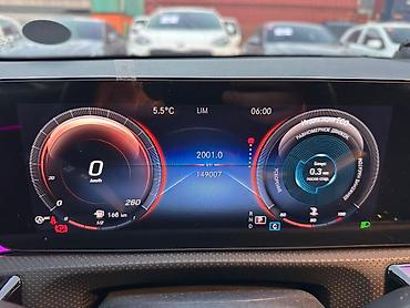 Mercedes-Benz: Mercedes-Benz A-Class: 2020 г., 2 л, Бензин — 16