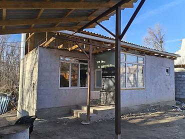 Продажа времянок: Продаю дом в центре сокулуке 3 комнатный. участок 3.5 соток . сена — 1