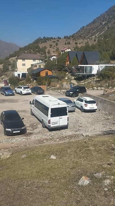 кемперы: Mercedes-Benz Sprinter (длинная база, высокий крыша) — пассажирский — 4