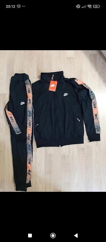 Gornji i donji deo: Komplet trenerka mokra likra 3000dinara ❤️ — 3