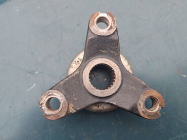 Auto delovi: Prirubnica menjaca Lada 21214 Niva novi tip sitni zubi. Polovno — 5