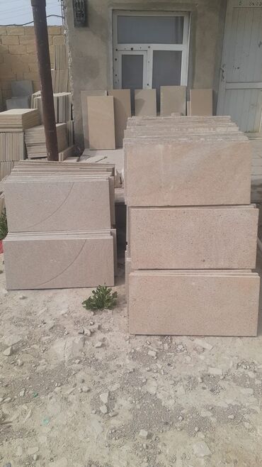 Digər tikinti daşları: Hər növ Aqlay daşlarının satışı. Sifarişlə istənilən daşların -da lalafo.az — 14 Digər tikinti daşları: Hər növ Aqlay daşlarının satışı. Sifarişlə istənilən daşların — 14