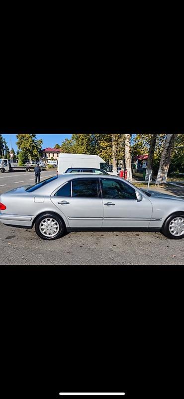 w210 kardan: Mercedes-Benz E 240 - Kuzov: 4 qapılı sedan, gümüşü rəng - Nömrə — 4