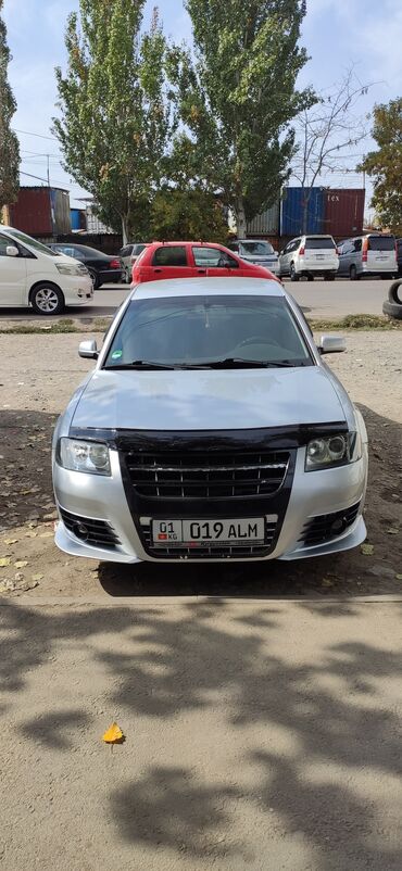 машина б: Volkswagen Passat: 2001 г., 1.6 л, Механика, Бензин, Седан