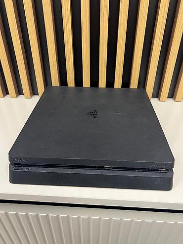 playstation 45: PlayStation 4 Slim oyun konsolu dəsti Təfərrüatlar: Tam İdeal — 4