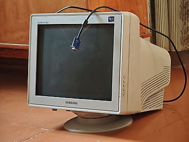 экран на е34: Samsung SyncMaster 793DF — ЭЛТ‑монитор 17" — 1