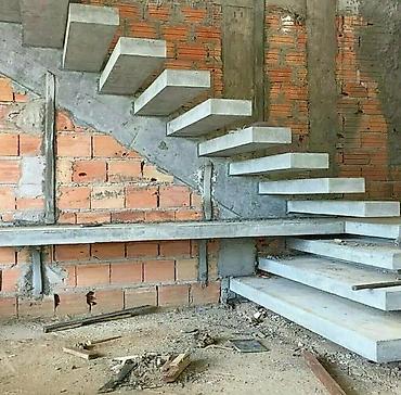 Бетонные лестницы: Сложная на бетонной лестнице винтовой Ная Подъездная обычный хайтек — 4