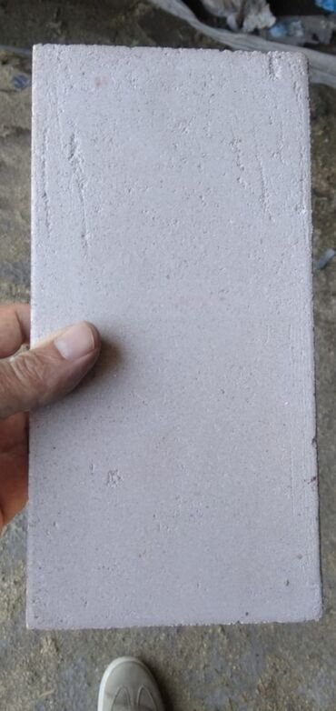 kərpiç: İçi boşluqsuz Kərpiclər, Pulsuz çatdırılma, Kredit yoxdur