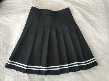 теннисные юбки в школу: Школьная форма, цвет - Черный, Б/у