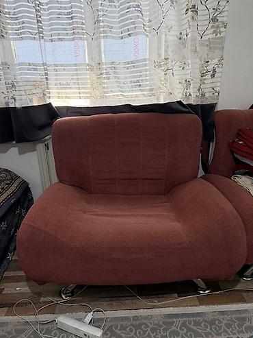 table and chair: Срочно продаю диван раскладной комплект в идеальном состоянии — 2