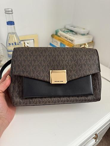 michael korse: Michael Kors çiyin çantası - Model: flap dizaynlı, ön hissədə — 8