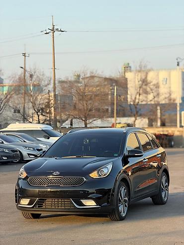 Kia: Kia Niro: 2017 г., 1.6 л, Автомат, Гибрид, Хэтчбэк — 2