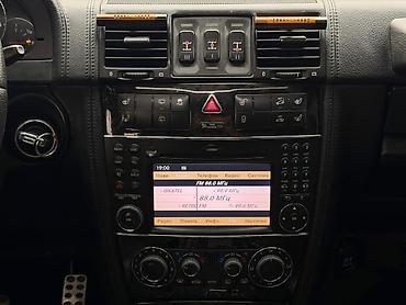 Mercedes-Benz: Mercedes-Benz G-Class: 2011 г., 5.5 л, Автомат, Бензин, Внедорожник — 26